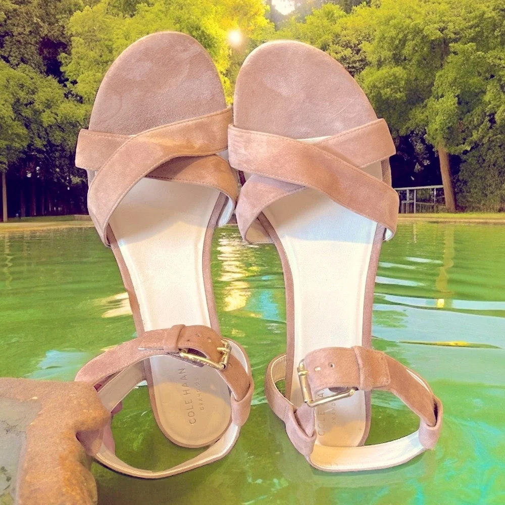 Cole Haan‎ Kadi Strappy Mocha Mousse Suede Sandals in Size 10